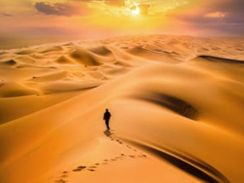 khongor-els-sand-dune-gobi-desert-mongolia