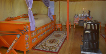 stay_arburd_sands_tourist_camp_in_mongolia