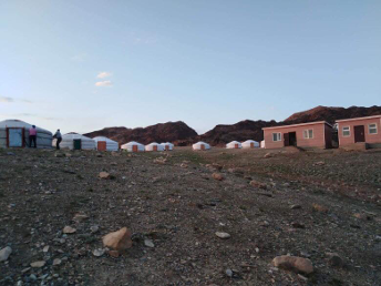TERGUUN_GOBI_TOURIST_CAMP