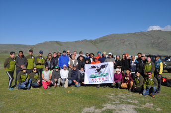 altai_peaks_ger_camp