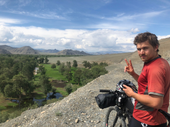 mountain_bike_trails_in_mongolia1