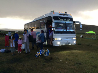 RENTAL_BUS_HYUNDAI