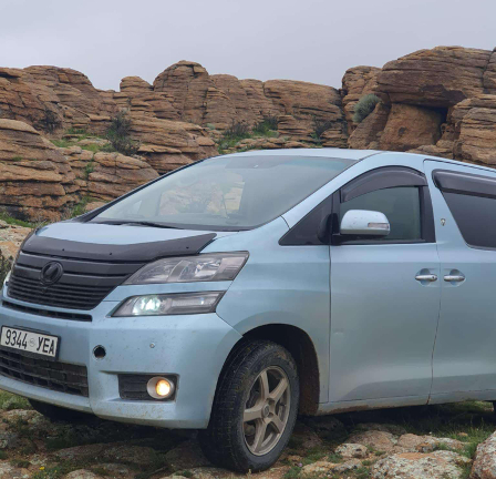 RENTAL_CAR_TOYOTA_ALPHARD