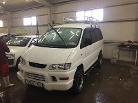 white_delica_rental_car_mongolia
