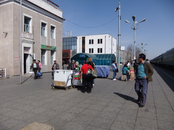 go_to_mongolia_by_railway_train