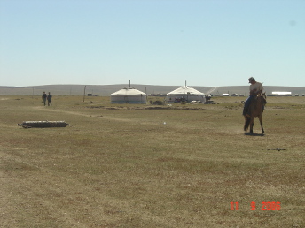 tourist_camp_tsaidam